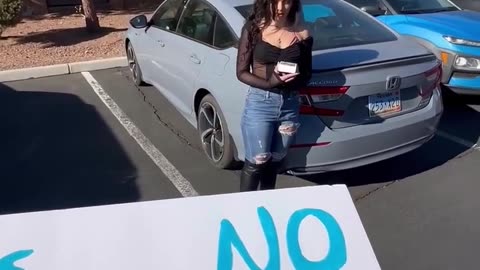 Giving away free iphone 15 but only one girl said yes to me.hd
