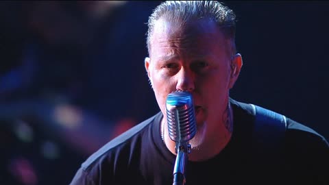 Nothing Else Matters - Metallica (live)