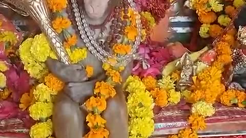 ನಿಜವಾದ ಆಂಜನೇಯ ಭಕ್ತಿಯಿಂದ ಕೈ ಮುಗಿಯಿರಿ. ಜೈ ಶ್ರೀರಾಮ ಎನ್ನಿ