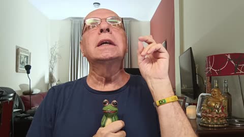 Na Albânia, jogadora de vôlei Nayara Ferreira terá de provar que é mulher original de fábrica