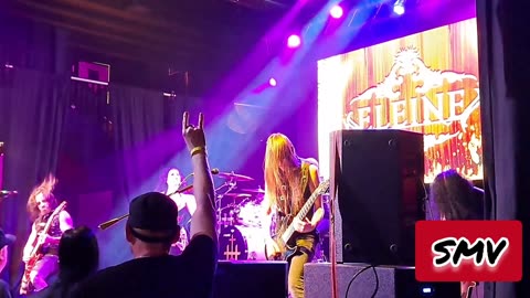 #ShittyMillennialVideos 📱📹🎬 Eleine 👩🌞 - As I Breathe 🫁 @ Bossanova Ballroom Portland, OR 05/13/2023
