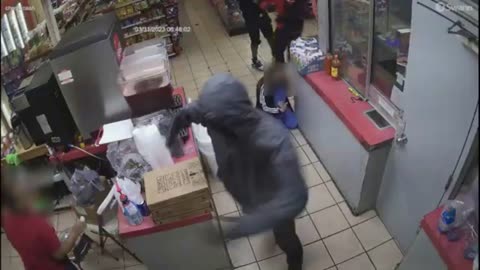Black Thugs Armed Robbery of Houston Liquor Store