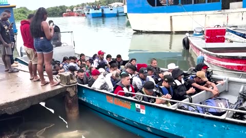 Venezuelans in Panama sail home hoping to find change