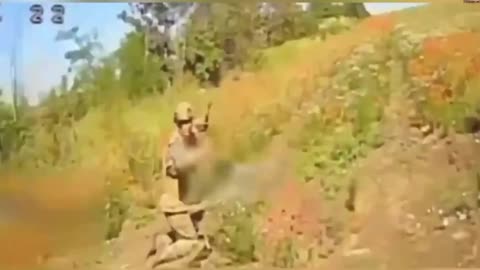 Rare Surrender: Ukrainian Soldier Gives Up to Russian Drone