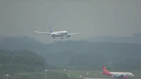 How chill was this Pilot when the engine failed!!
