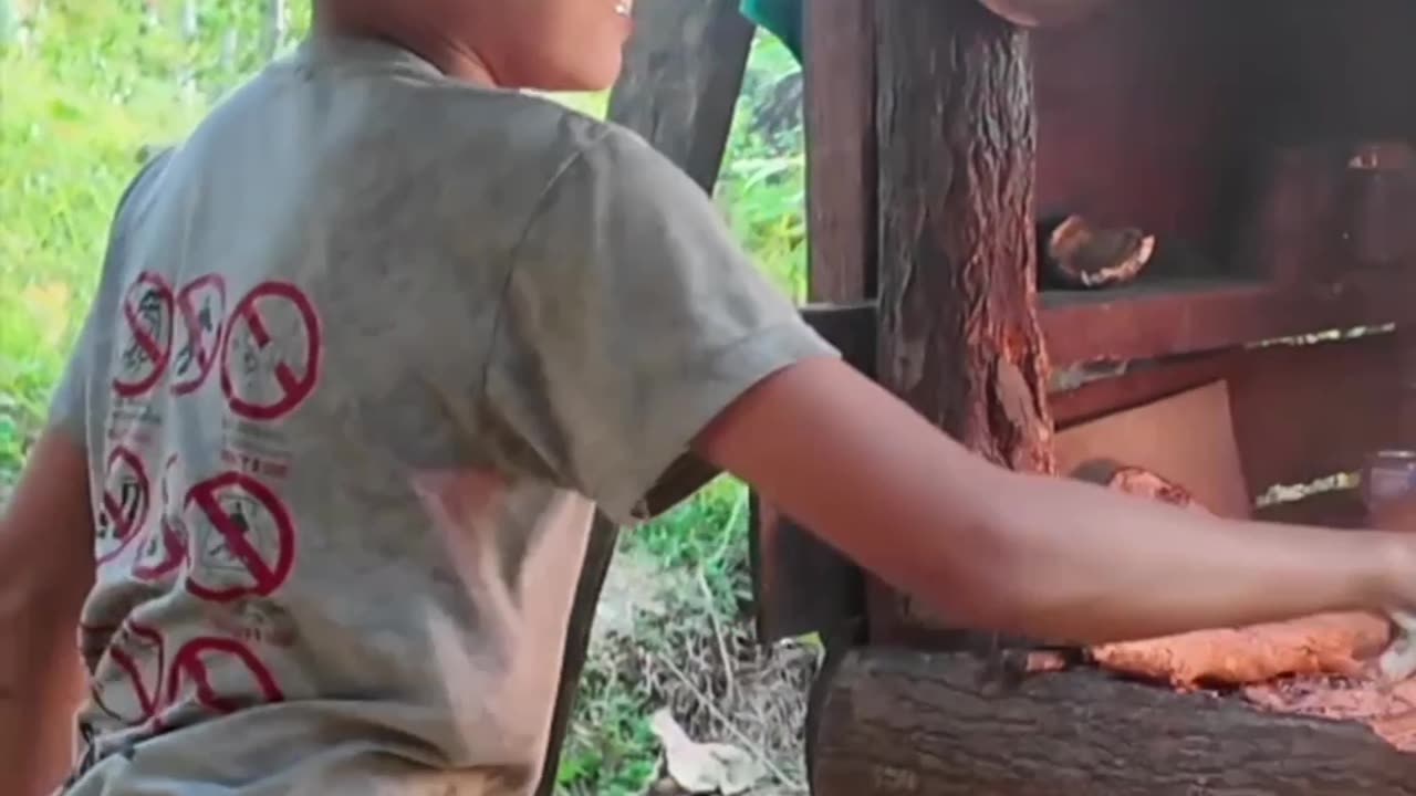 Kerbe over doing the fire, as always. Colonia Divina, PH Eden