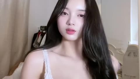 GIRL 3