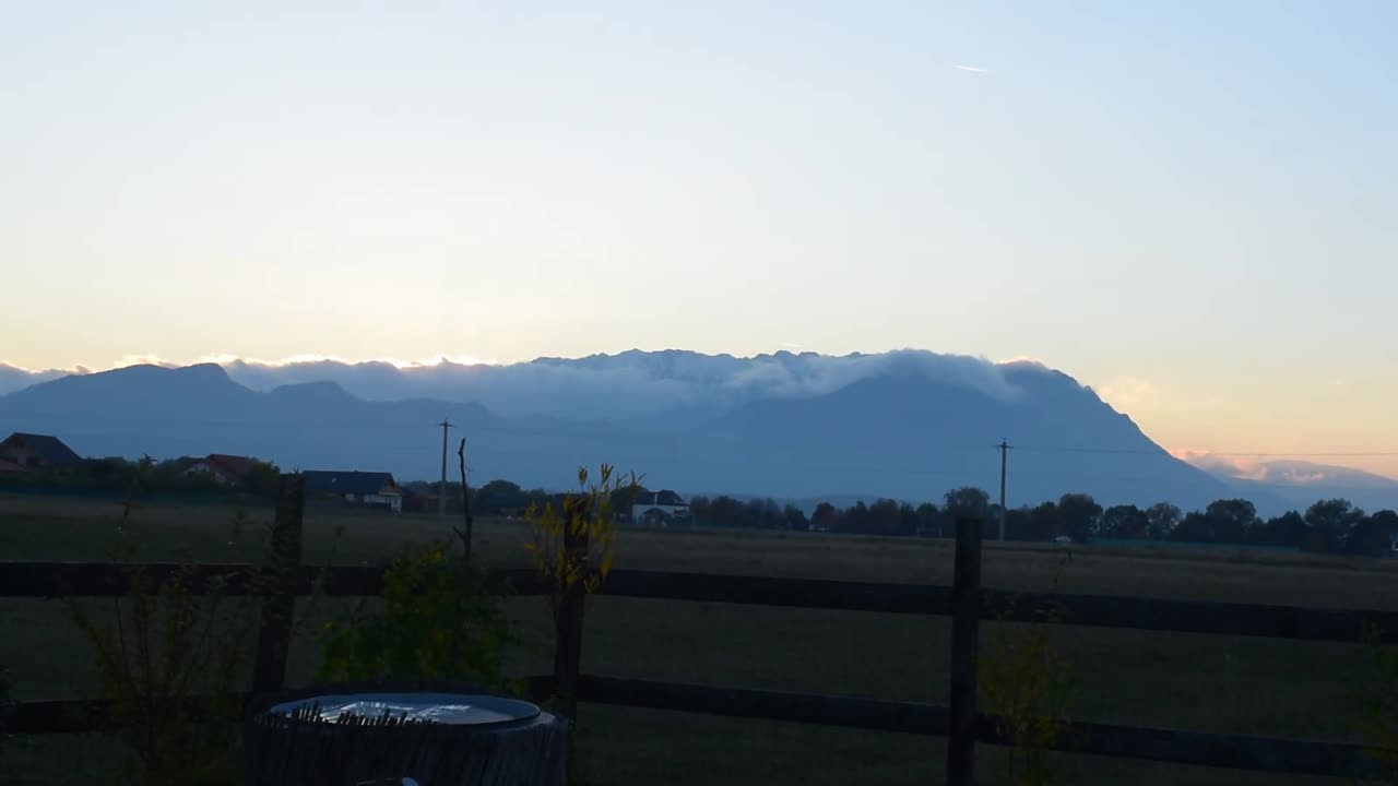 Timelapse Piatra Craiului 16 10 2025 51min in 44sec