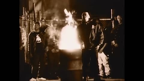 2 PAC - HOLLER IF YA HEAR ME ( OFFICIAL MUSIC VIDEO )