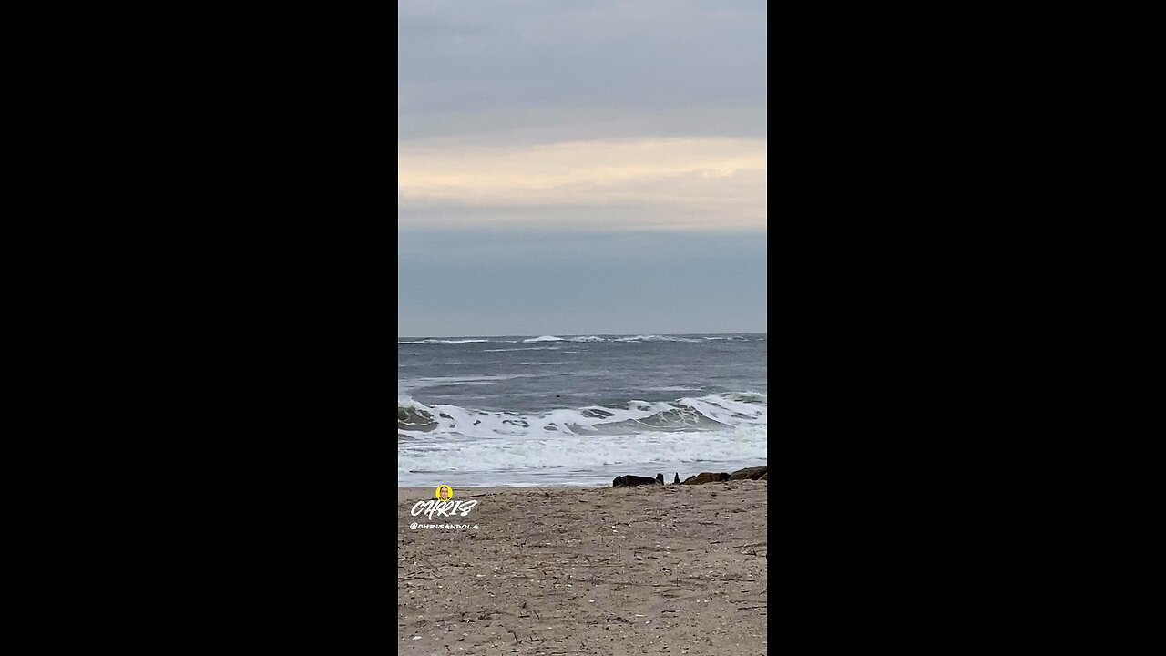 LONG COLD WALK BY THE OCEAN!