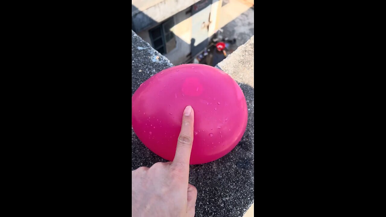 Balloons 🎈 drop 😱 #unfreezmyaccout #creatorsearchinsights #LIVEMonetization #ply #foryoupage❤