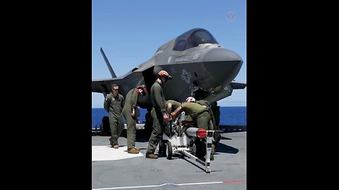 Loading Missiles onto the F-35 Lightning Il.mp4