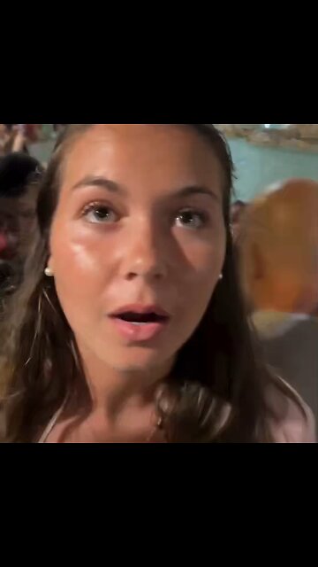 "Creo que deberíamos irnos"