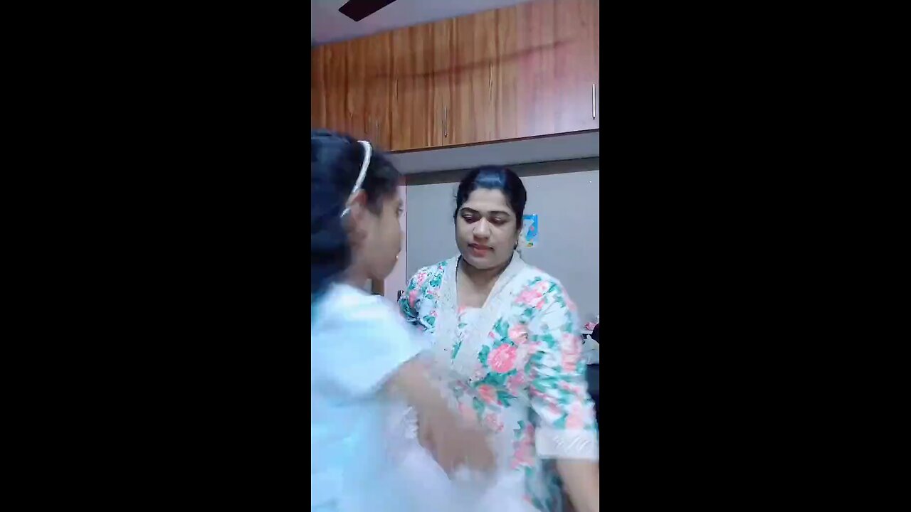 എന്റെ വഴി നിന്റെ വഴി എന്നുണ്ടോ???? 🤣🤣🤣