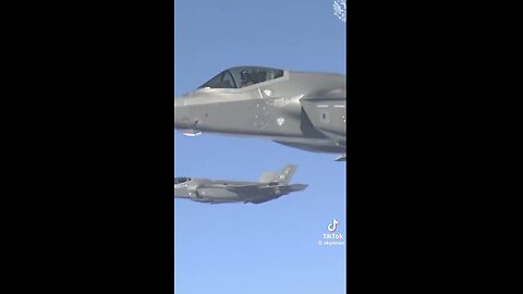 U.S. FIGHTER JETS ESCORTS🇺🇸🛩️🛫🛩️📸PRESIDENT PUTIN SAFELY HOME TO RUSSIA👑🇷🇺🛩️🛬🛩️🕌💫
