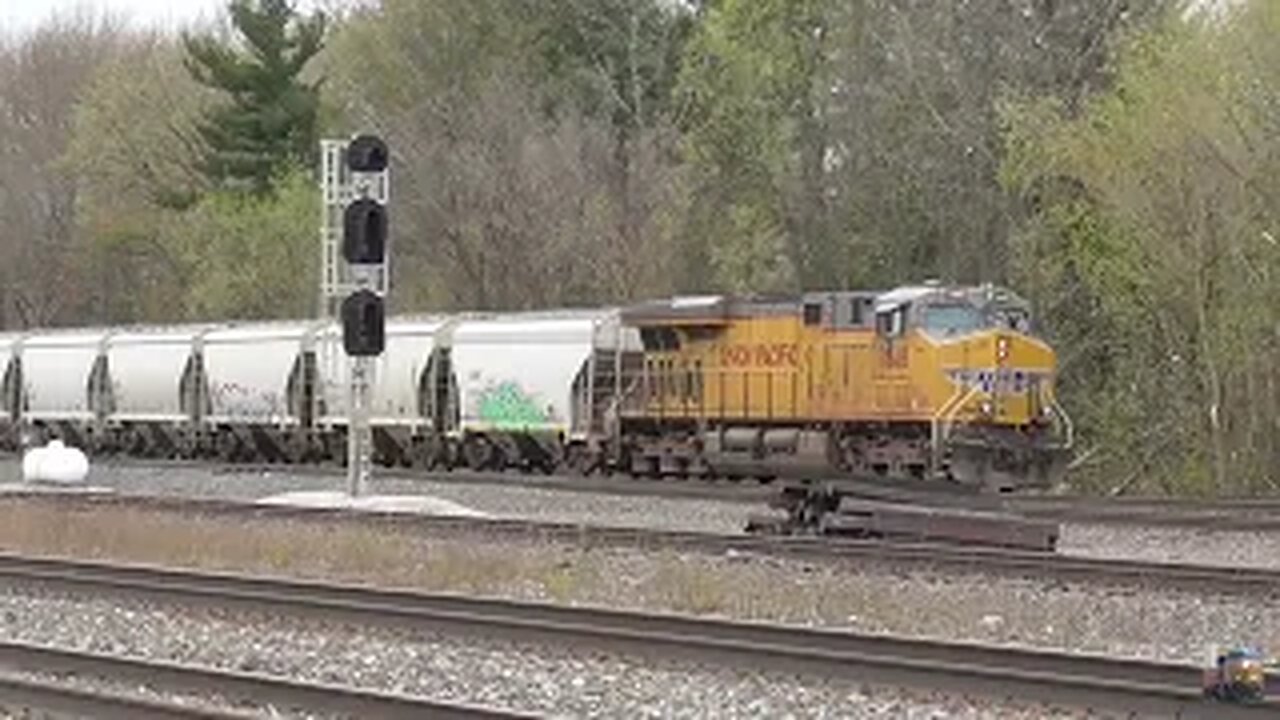 Norfolk Southern and CSX Trains from Berea, Ohio April 19, 2025 Part 5