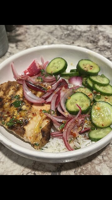 Honey, lime, cilantro, chicken, and rice Bowl