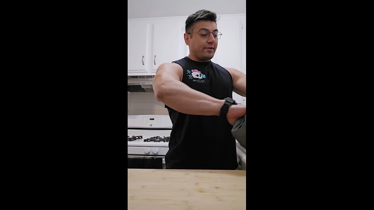 cutting the beets #beets #beetlejuice #beetsalad #beetok #beet