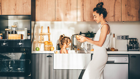 The War Against Stay-at-Home Mothers