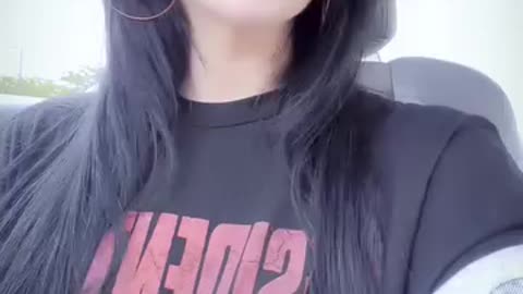 In America there are extremist muslims punching women in the face! 👊