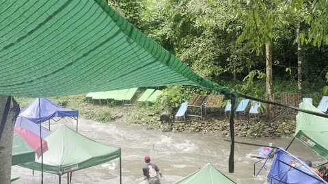 Flash Flood Interrupts Picnics In Thailand