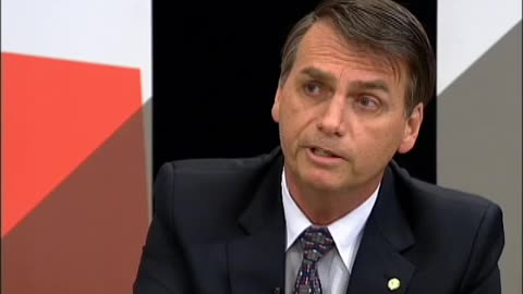 Dep. Jair Bolsonaro (PP-RJ) fala do programa Mais Médicos. 11/09/2013