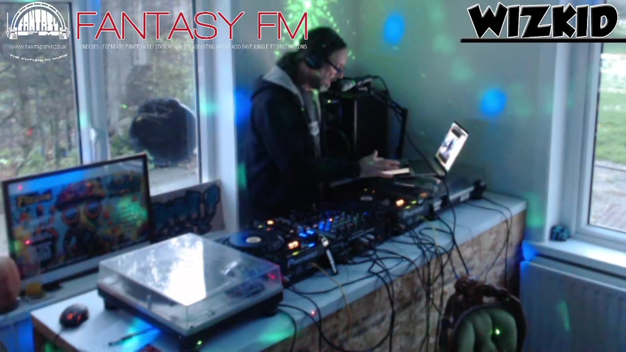 Mi Casa Su Casa with DJWizkid