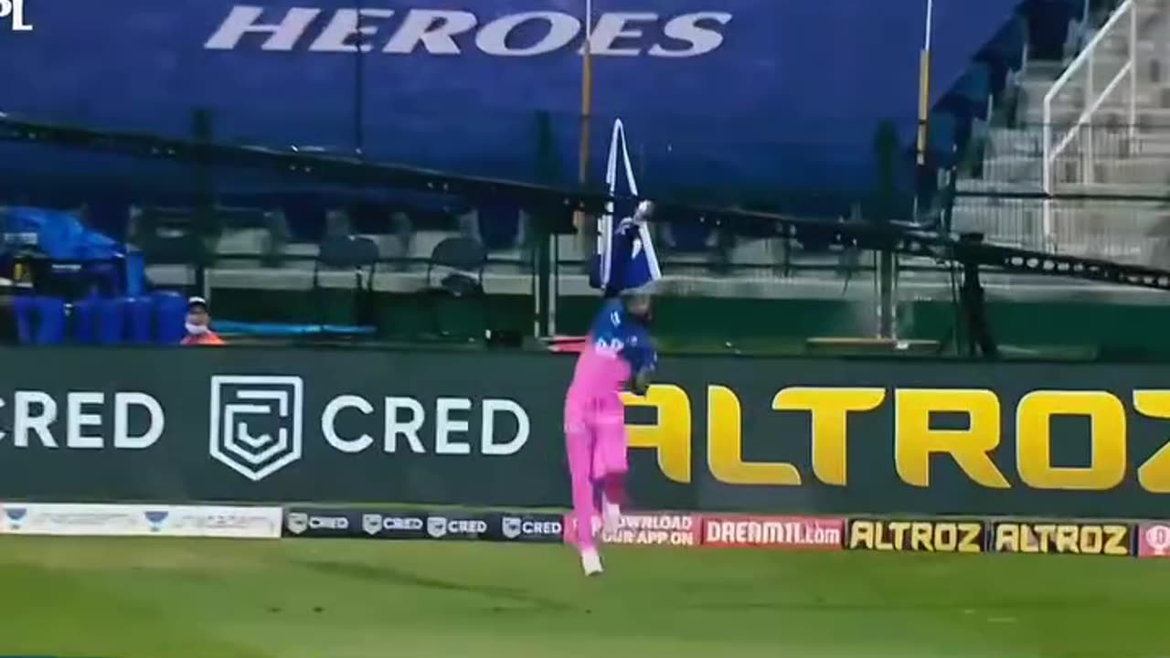 Top 10 Best Catches In IPL History 😊