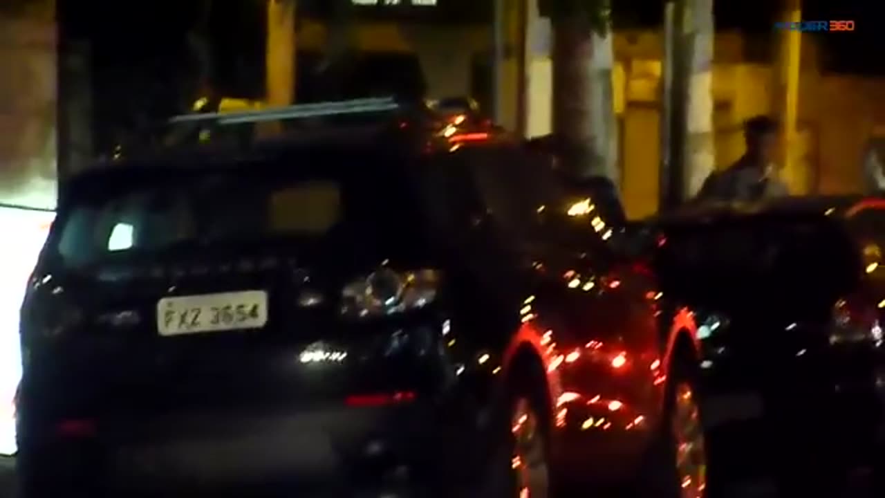 Rocha Loures corre com a mala de dinheiro, propina para "MICHEL TEMER" PMDB -MDB