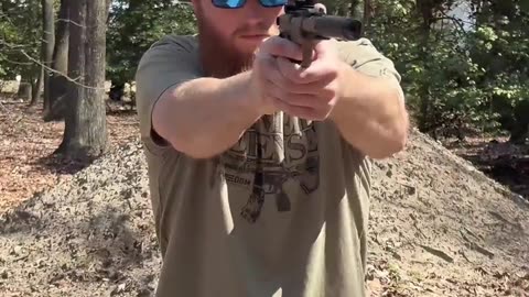 Ruger Mark IV #国外合法拍摄国内请勿模仿 #武器科普 #实弹射击 #男人减速带 #靶场射击