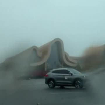 Car China Thunderstrike