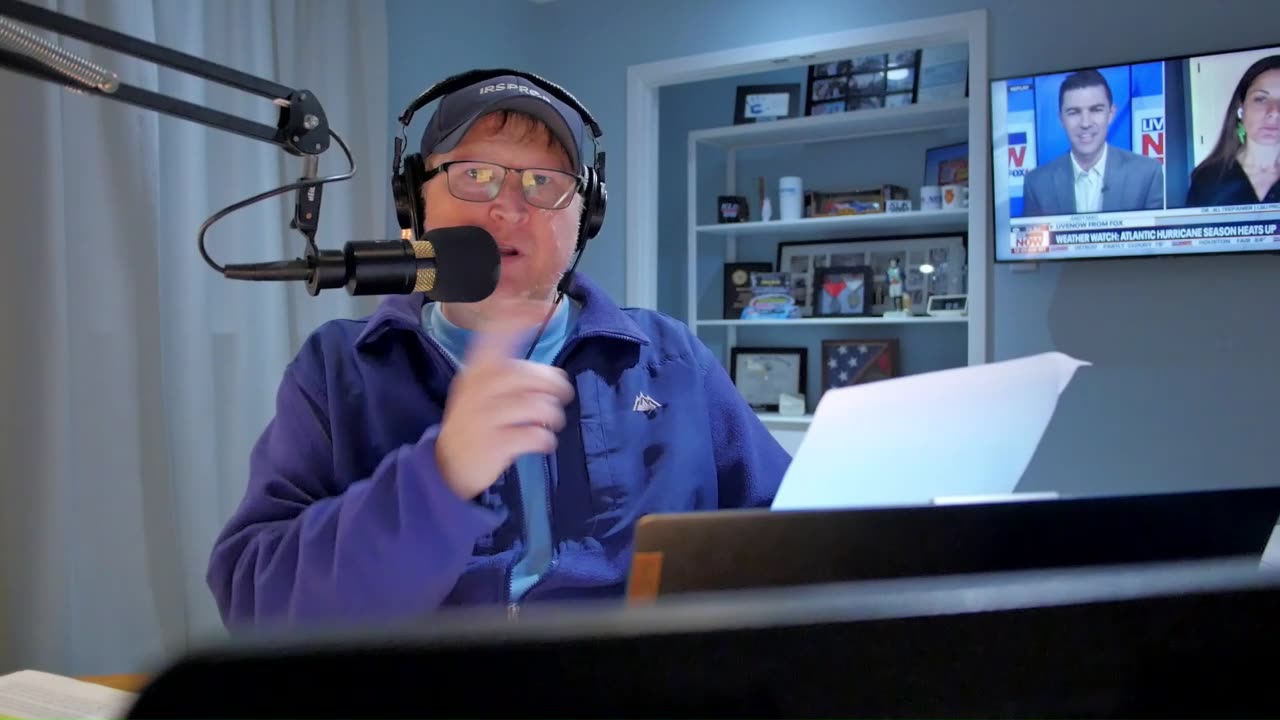 📻TX Rep Calls out Fleeing Dems on Chicago Radio with Me, 🤦♂️Arlington Mayor Caught Menacing