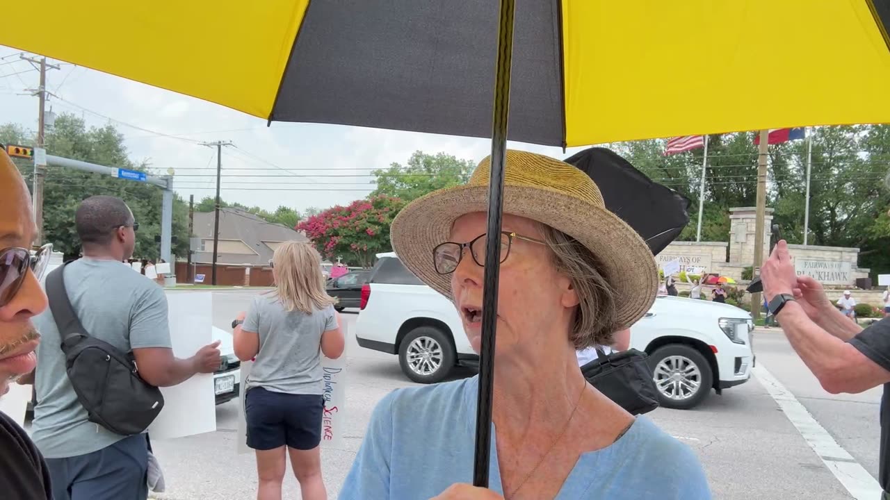 LIVE: No Kings protect in Pflugerville TX