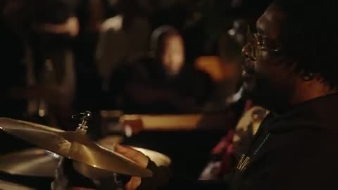Bilal - Live at Glasshaus 4K feat. Questlove, Common, Robert Glasper, Burniss Travis