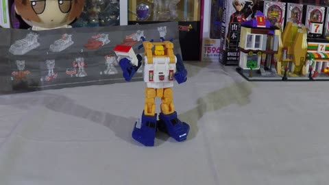 Not Transformers Titans Return Seaspray unboxing and conversion