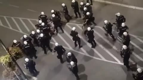 😱🚨 Police Brutality in Serbia Tonight! Shocking Protest Footage | FunFM