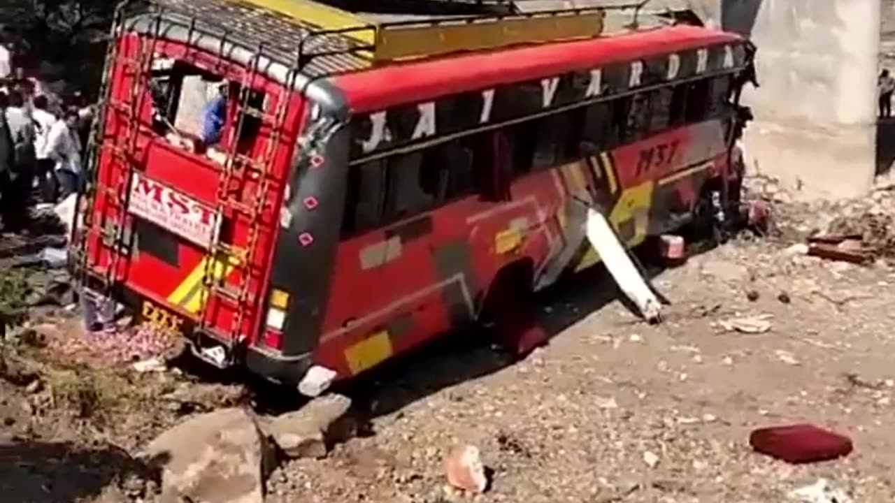 A passenger bus fell from the Dongargaon Bridge in Hargon