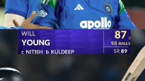 New Zealand beat India by 7 wkts in 2nd ODI in Rajkot. Series level at 1-1.Daryll Mitchell potm.