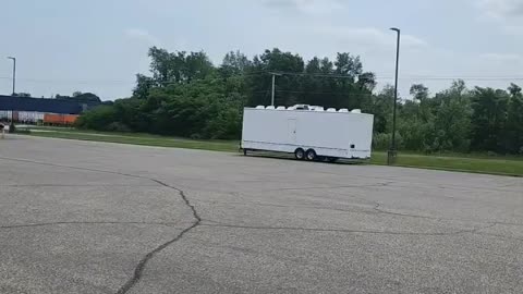 THIS IS EMBARRASSING #ourtruckinglife #truck #reallifetruckers #truckdriver #atruckerslife