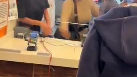 Another Cat 5 sheboon chimpout at fast food establishment