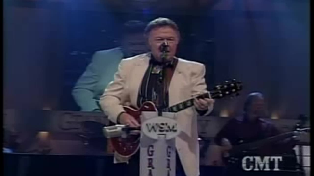 Roy Clark - Yesterday, When I Was Young