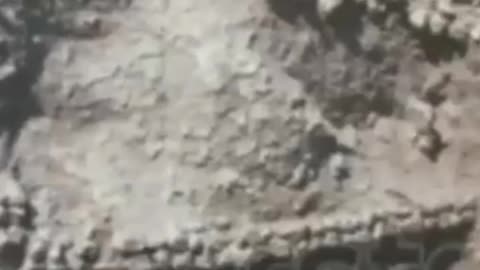 Mysterious Pattern in Rocks
