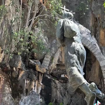 Igreja de Pedra de Bom Jesus da Lapa no Brasil