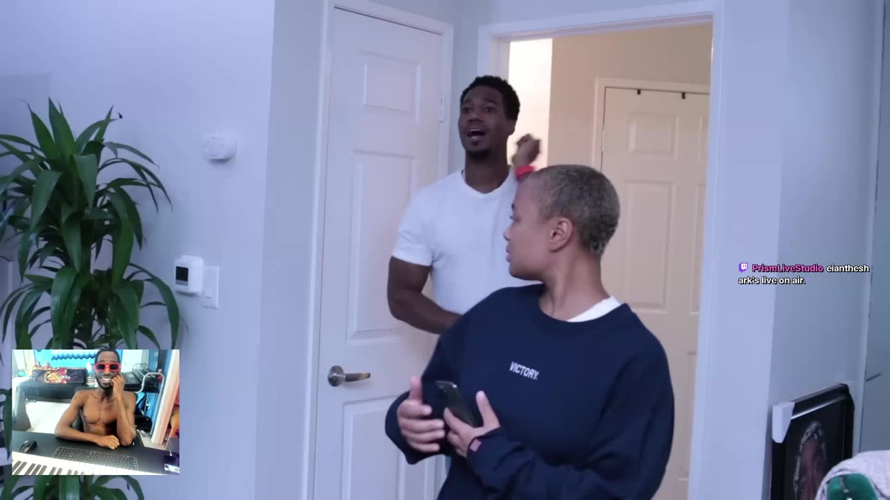 Ms Sade Hold Up‼️😳 @ UNCLE EIAN REACTS