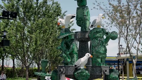 World's largest Legoland opens amidst Shanghai heatwave