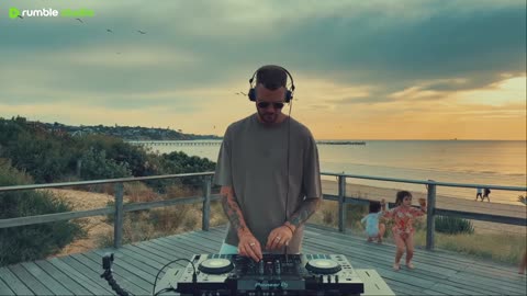 Afro House Sunset Mix 2025 | Public Beach Party Vibes