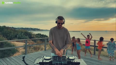 Afro House Sunset Mix 2025 | Public Beach Party Vibes
