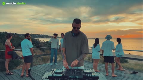 Afro House Sunset Mix 2025 | Public Beach Party Vibes