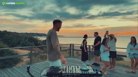 Afro House Sunset Mix 2025 | Public Beach Party Vibes
