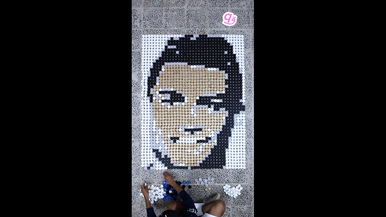 Made Cristiano Ronaldo ⚽ using 1,872 bottle caps! ♻️🔥
